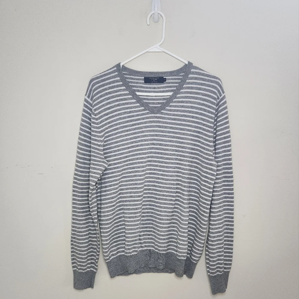 Men's J Crew Gray Striped V-Neck Cotton /Cashmere  Sweater Sz Medium
